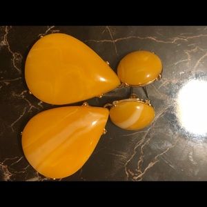 Yellow teardrop earring